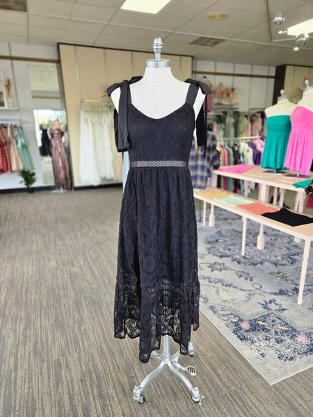Black Tie Shoulder Lace Midi Dress