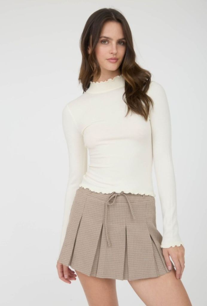 Cream Lettuce Trim Knit Top