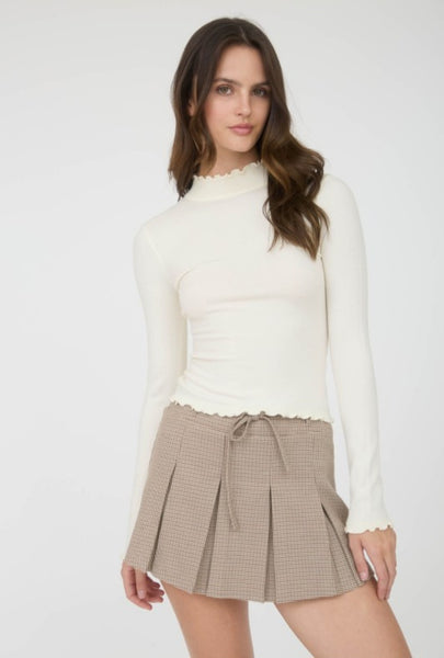 Cream Lettuce Trim Knit Top