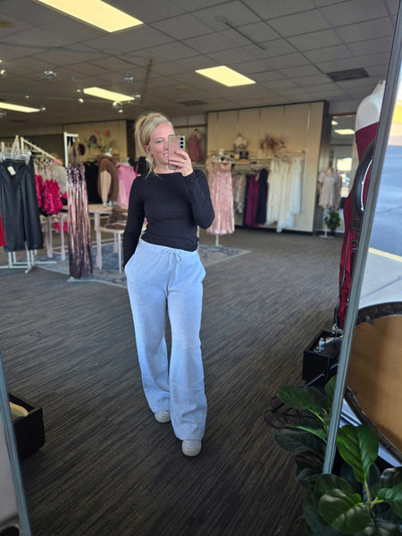 Gray Fleece Straight Leg High-rise Jogger